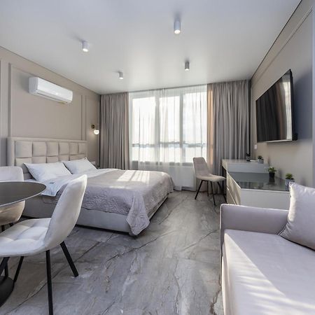 Flatrent Olympic Park, Метро Бориспільська Поруч! Kyiv Exterior photo