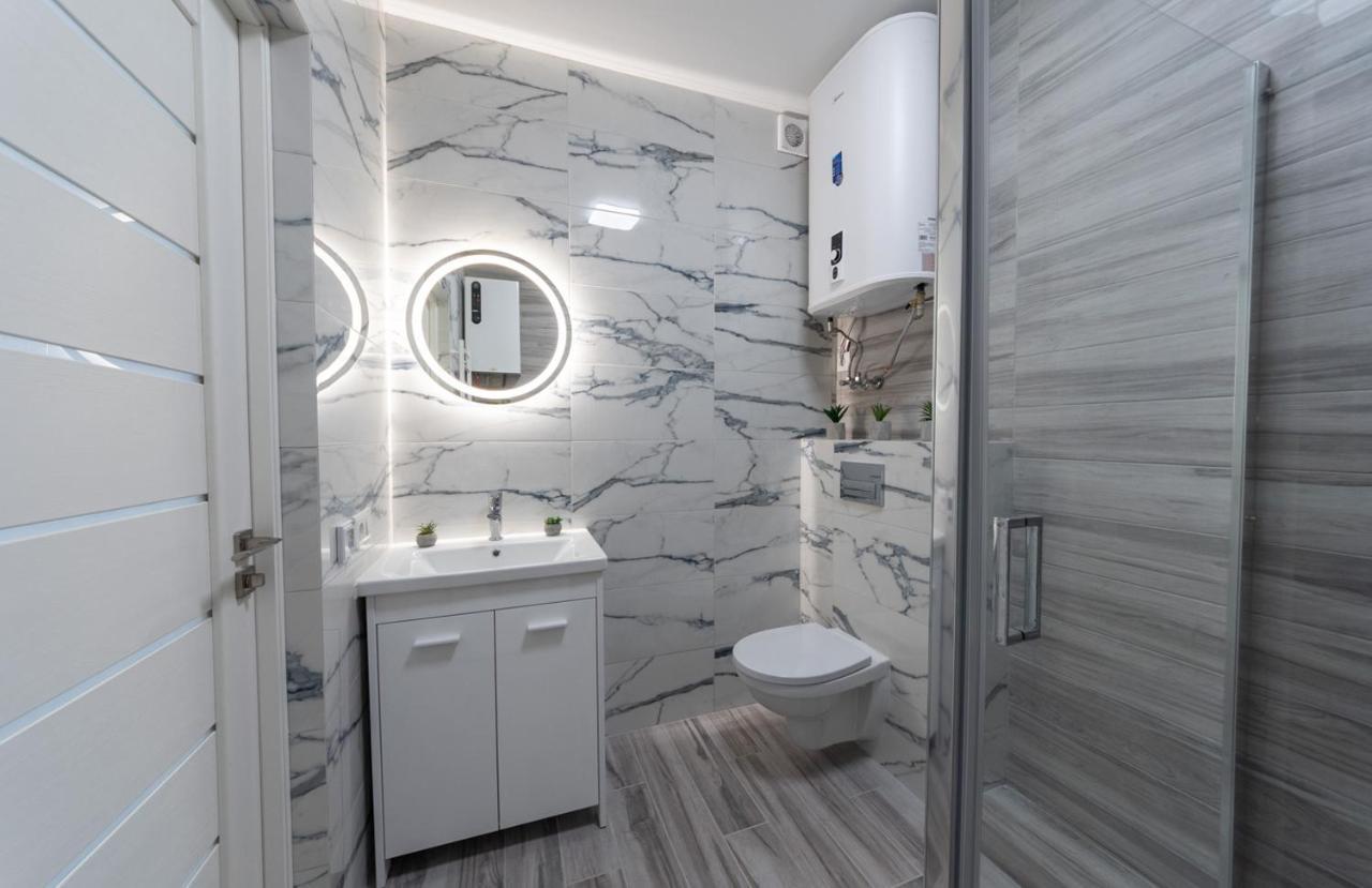 Flatrent Olympic Park, Метро Бориспільська Поруч! Kyiv Exterior photo
