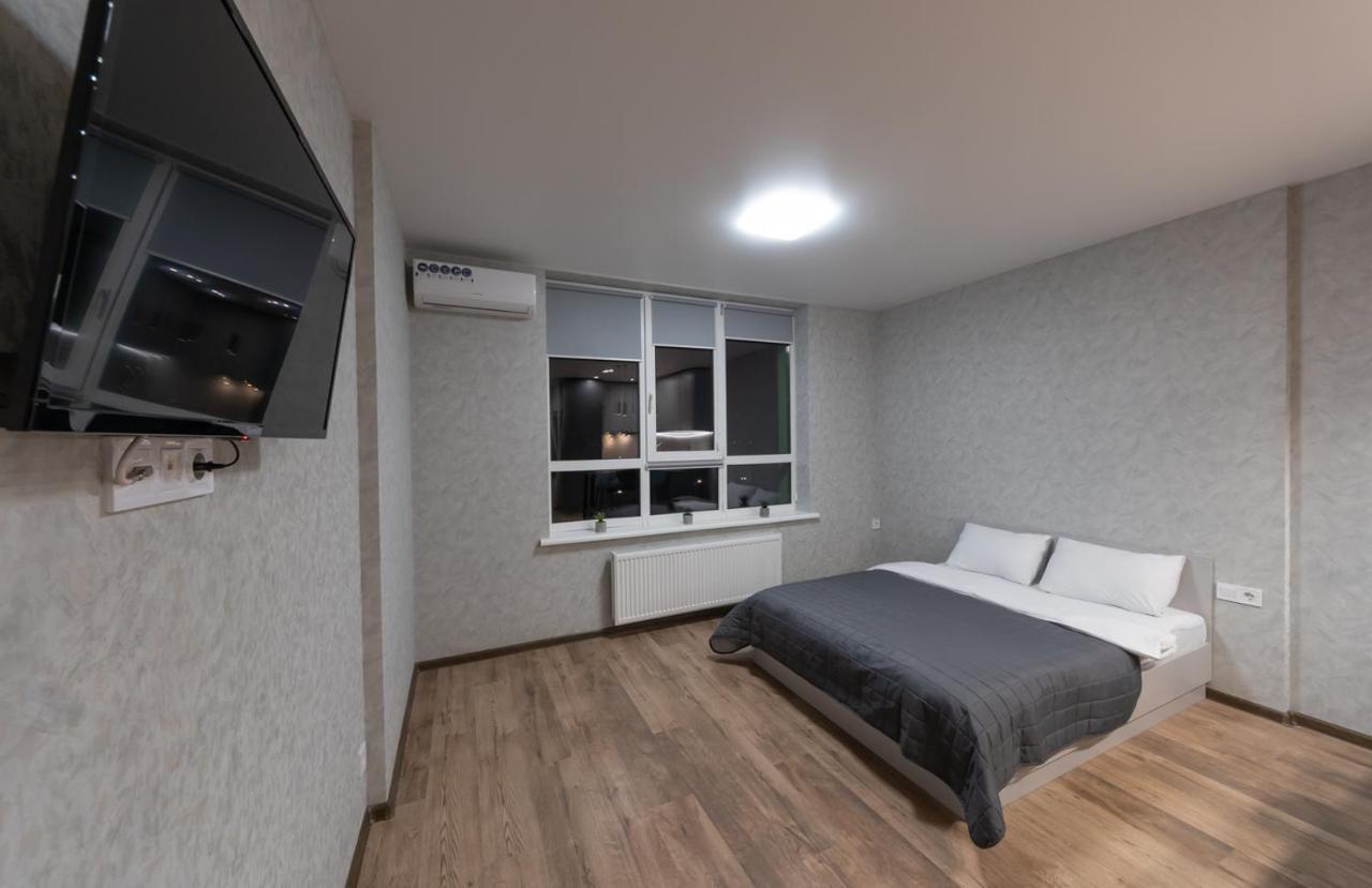 Flatrent Olympic Park, Метро Бориспільська Поруч! Kyiv Exterior photo